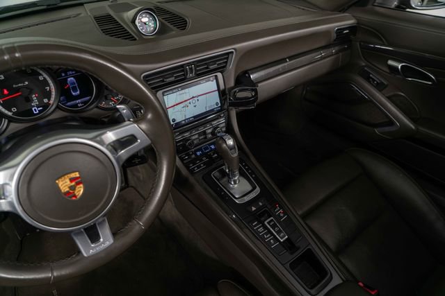 Used 2015 Porsche 911 Turbo S w/ High-end Infotainment Package AWD/4WD image 21