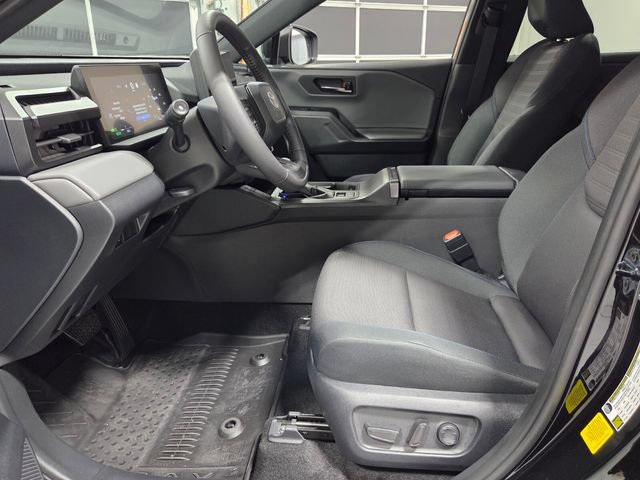 Used 2026 Toyota RAV4 AWD image 5