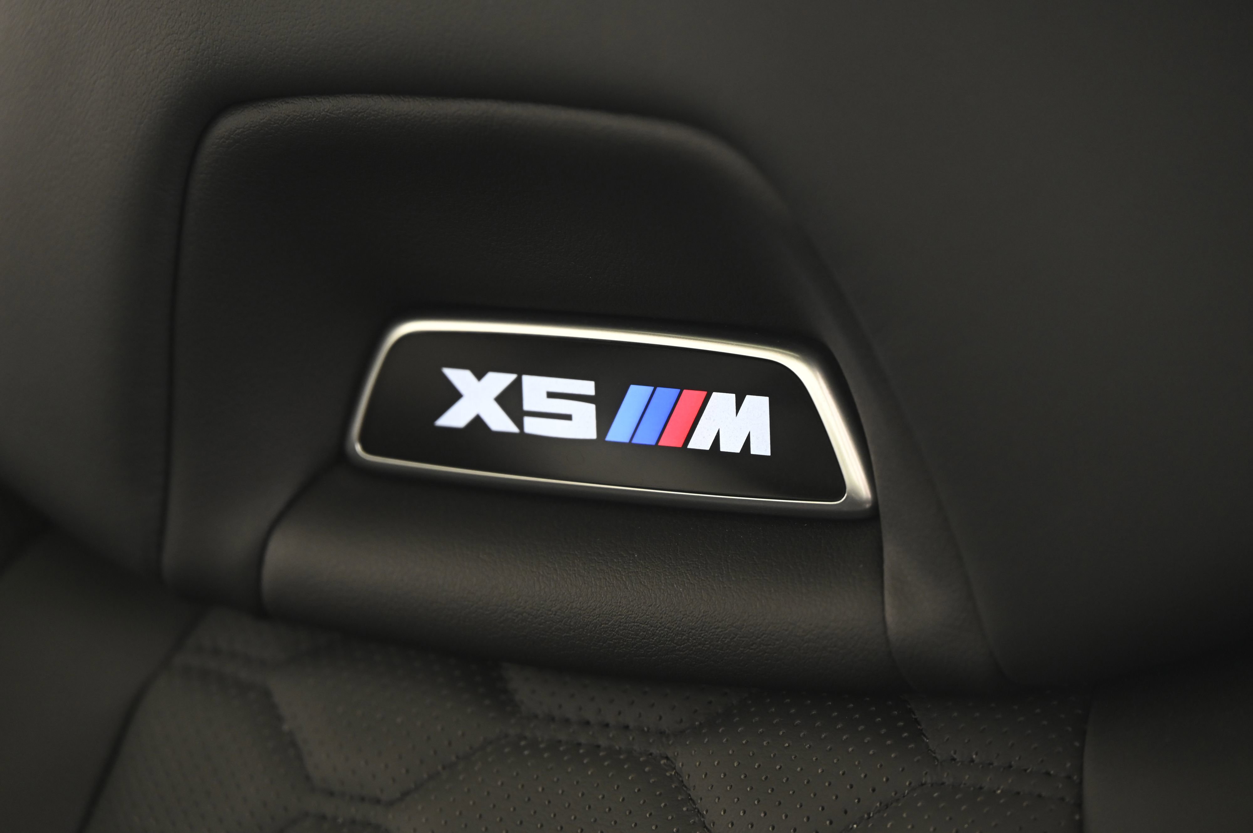 Used 2022 BMW X5 M w/ Executive Package image 31