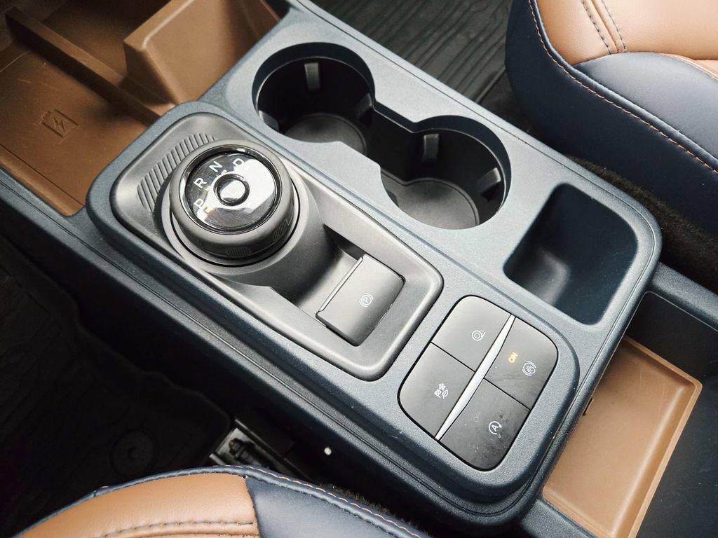 Used 2023 Ford Maverick Lariat w/ Lariat Luxury Package image 35