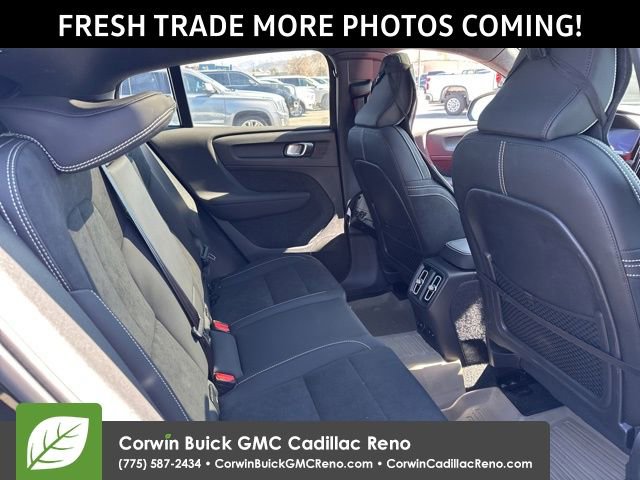 Used 2023 Volvo C40 P8 Recharge Ultimate image 9