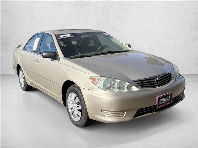 Used 2005 Toyota Camry LE FWD video 3