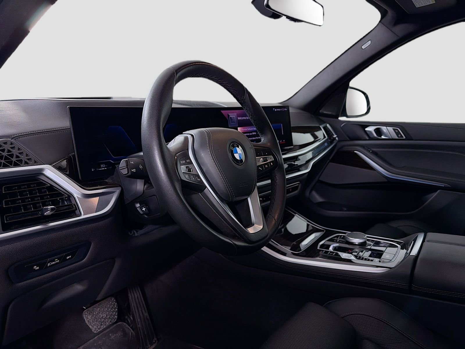 Used 2026 BMW X5 xDrive40i image 10