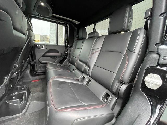 Used 2024 Jeep Gladiator Rubicon AWD/4WD image 24