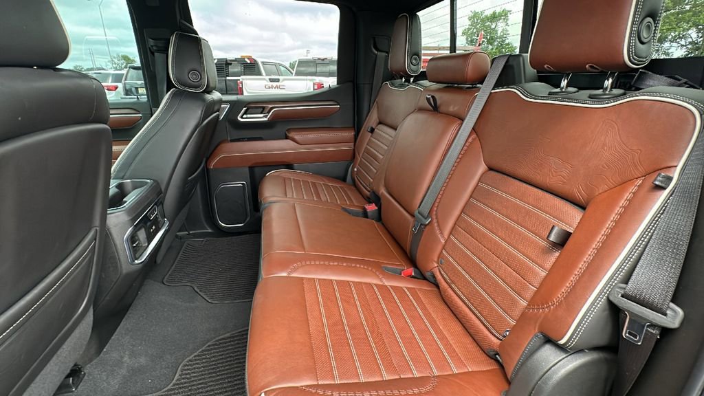 Used 2022 GMC Sierra 1500 Denali Ultimate image 10
