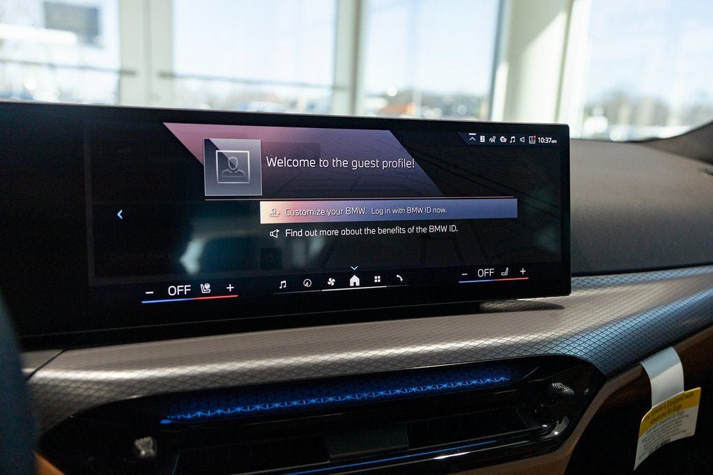New 2026 BMW 330i xDrive Sedan w/ Convenience Package image 28