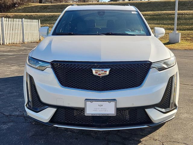 Used 2022 Cadillac XT6 Sport w/ Technology Package image 10