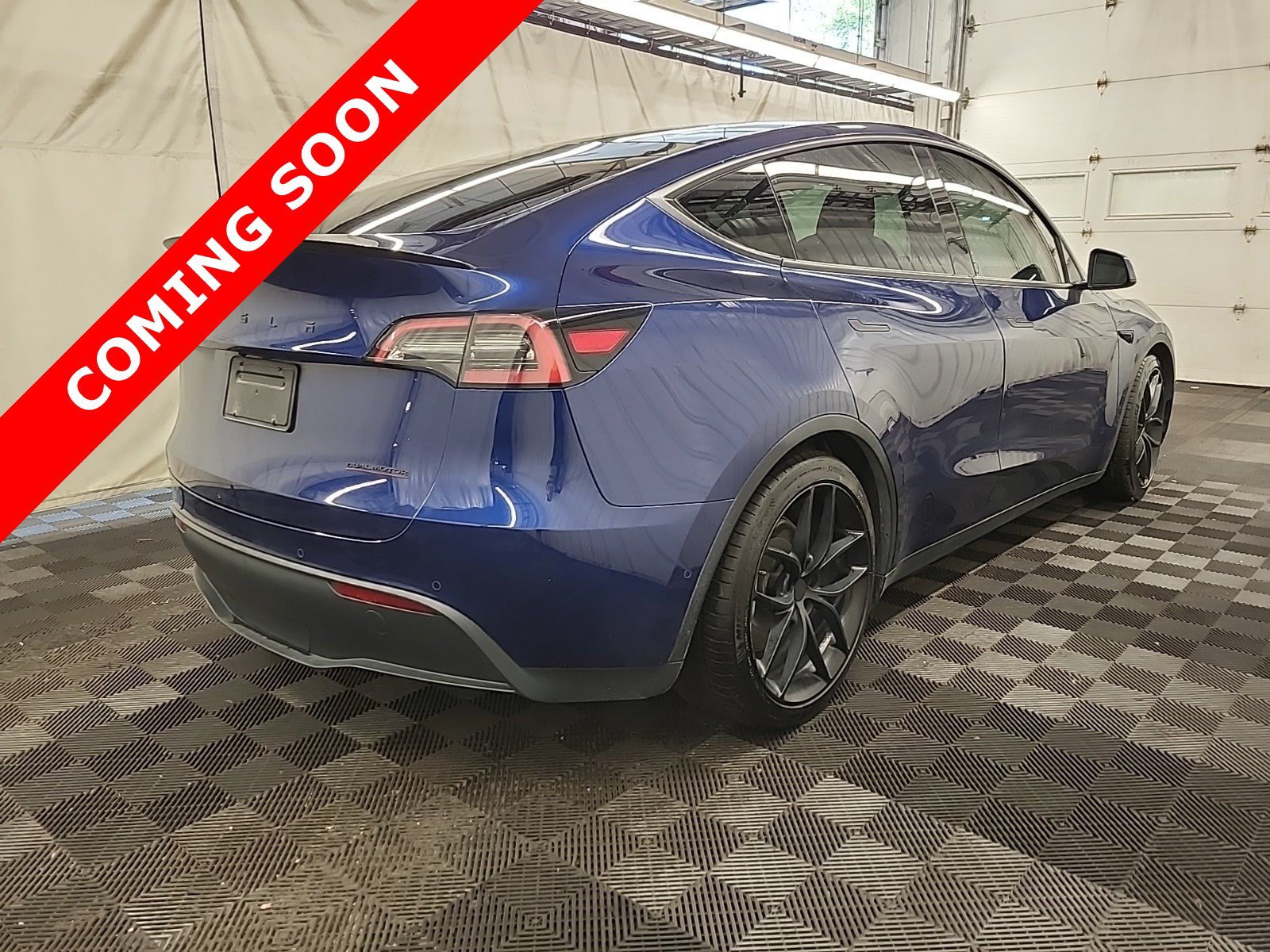 Used 2021 Tesla Model Y Long Range AWD/4WD image 5