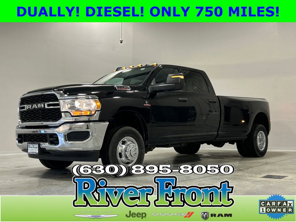 Used 2024 RAM 3500 Tradesman w/ Chrome Appearance Group image 1