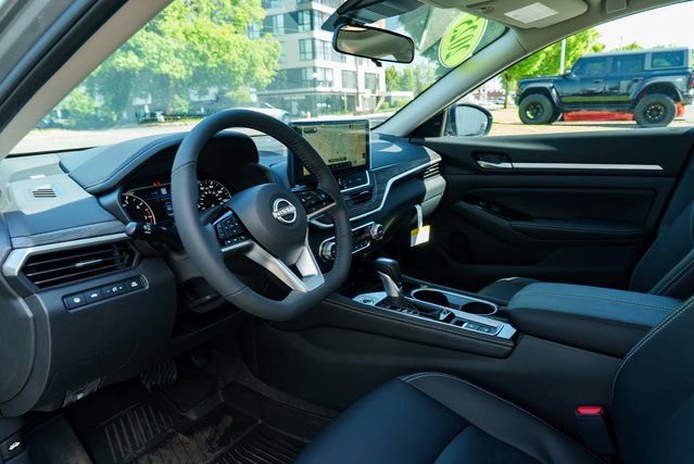 New 2025 Nissan Altima 2.5 SL image 19