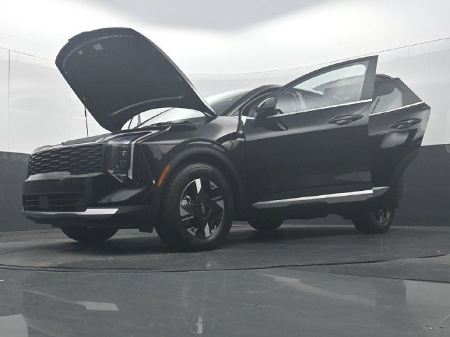 Used 2026 Kia Sportage LX FWD image 52