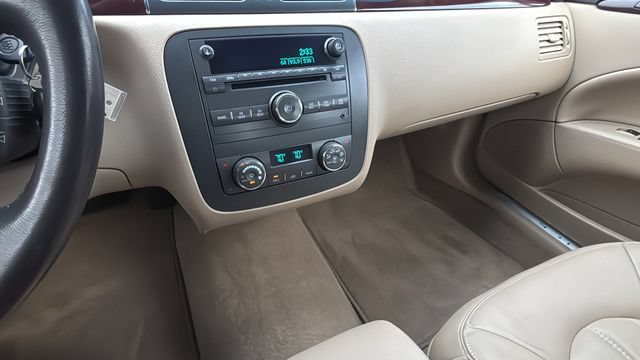 Used 2011 Buick Lucerne CXL FWD image 14