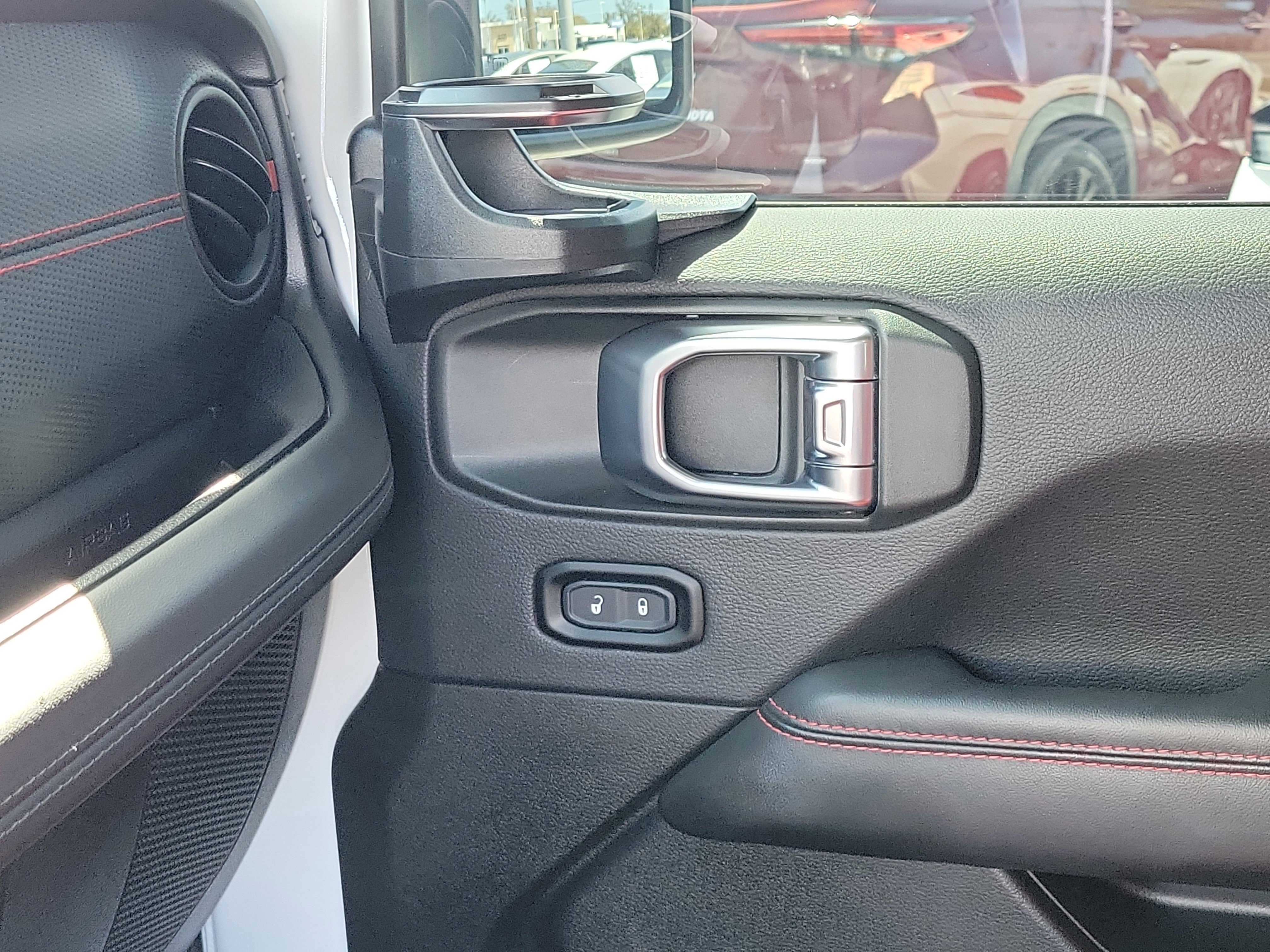 Used 2024 Jeep Wrangler Rubicon 392 image 32