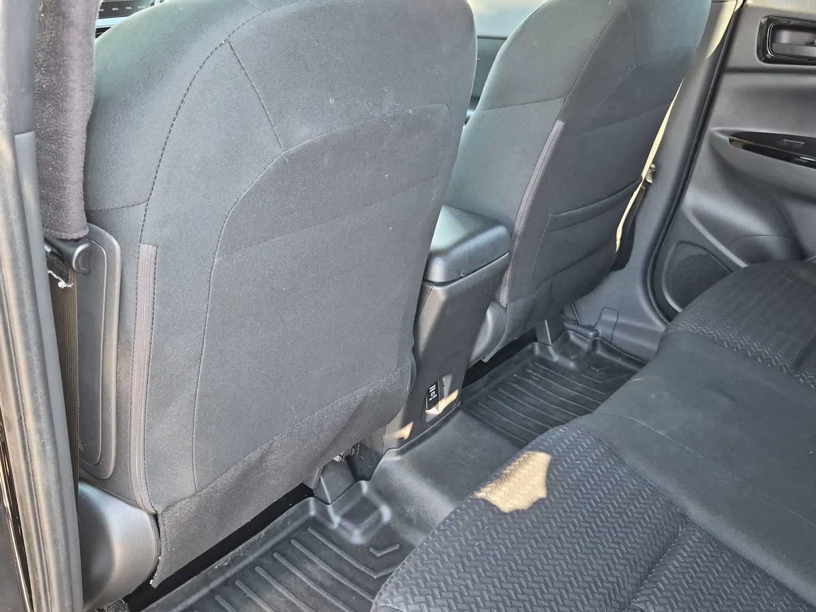 Used 2023 Mitsubishi Eclipse Cross LE AWD/4WD image 16