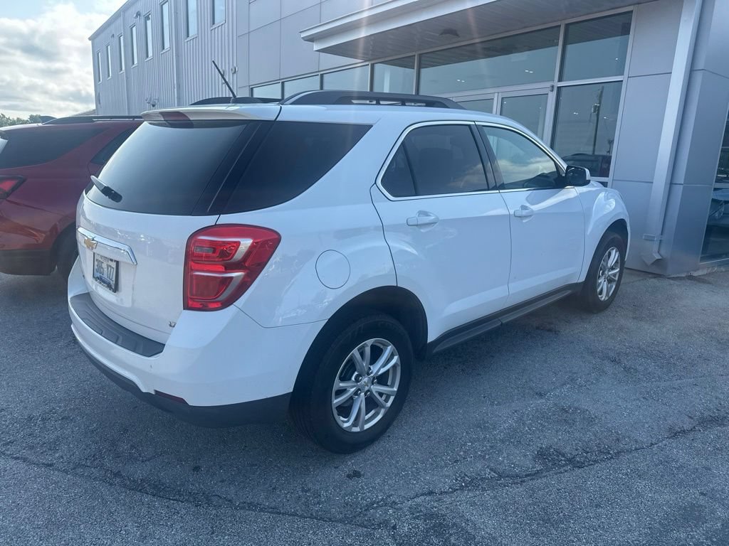 Used 2017 Chevrolet Equinox LT FWD image 3