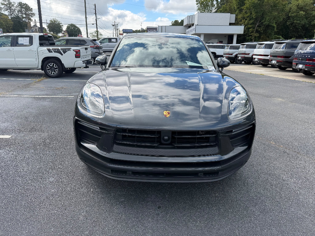 Used 2025 Porsche Macan Turbo AWD/4WD image 10
