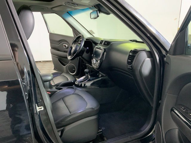 Used 2016 Kia Soul ! w/ Premium Package FWD image 23