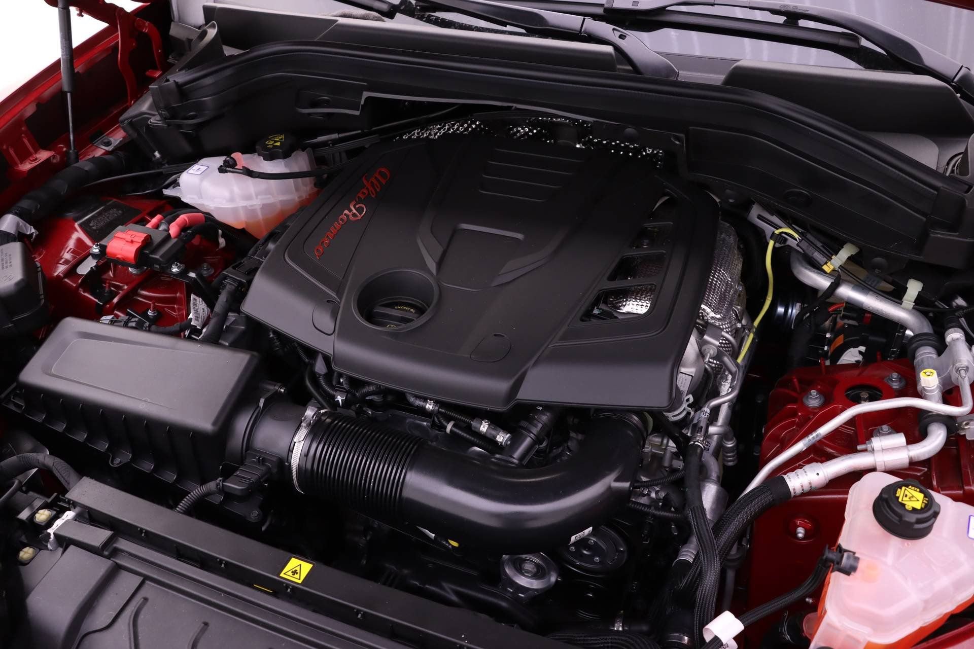 New 2024 Alfa Romeo Stelvio Ti AWD/4WD image 16