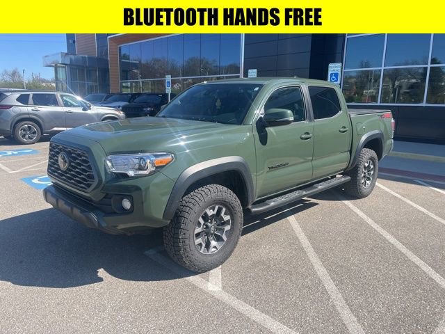 Used 2022 Toyota Tacoma TRD Off-Road image 3