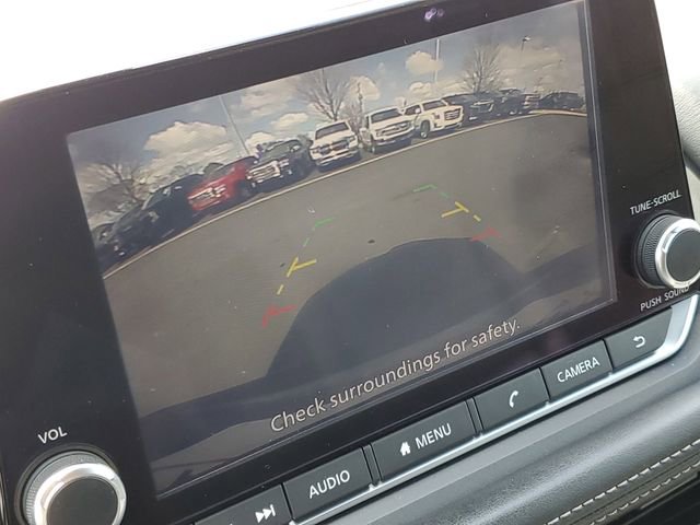 Used 2022 Nissan Rogue S AWD/4WD image 25