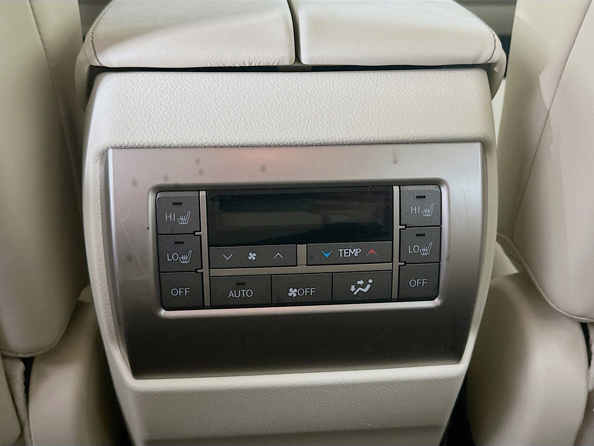 Used 2014 Lexus GX 460 image 28