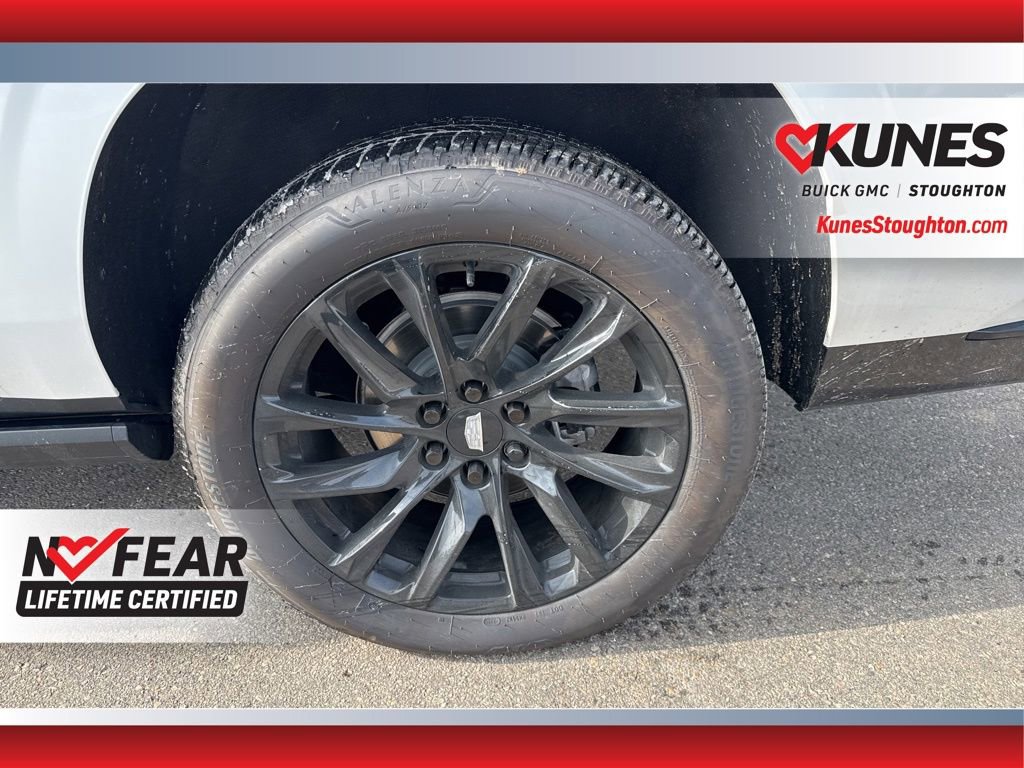 Used 2024 Cadillac Escalade ESV Sport Platinum w/ LPO, ONYX Package image 18