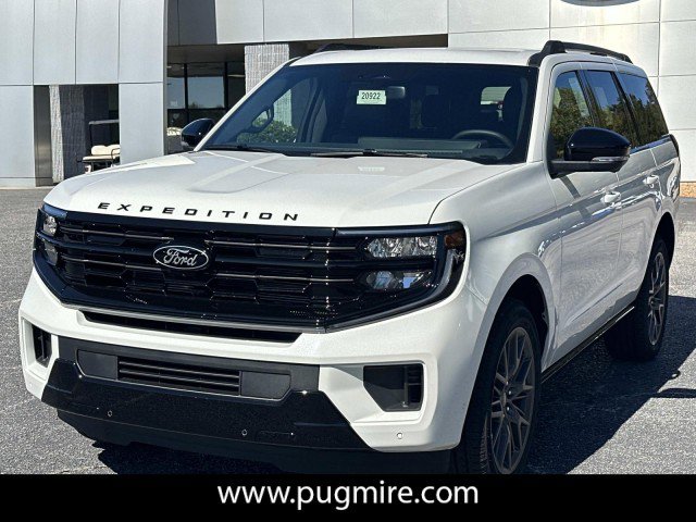 New 2025 Ford Expedition Platinum image 3