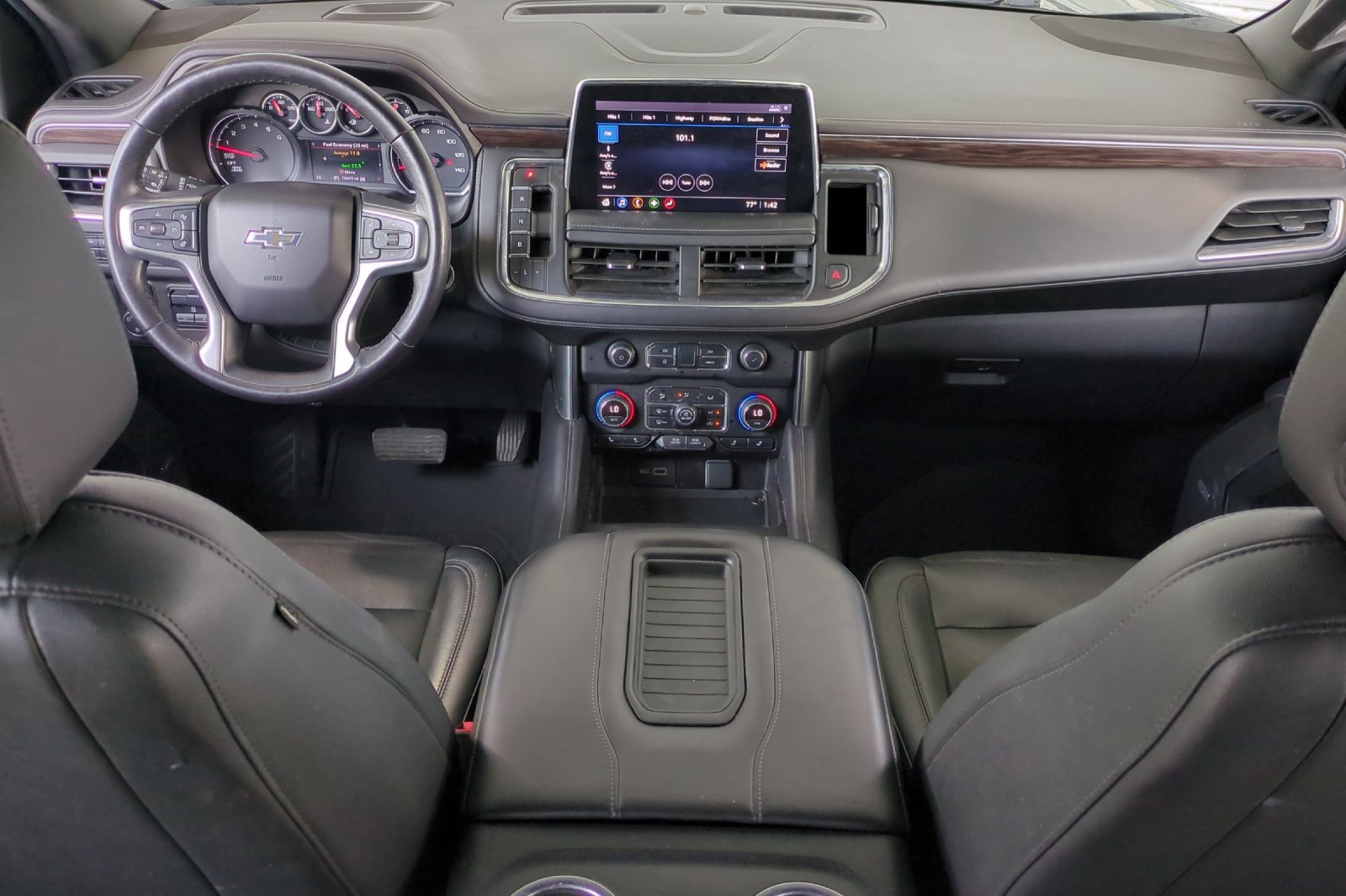 Used 2021 Chevrolet Tahoe Z71 w/ Z71 Signature Package AWD/4WD image 14