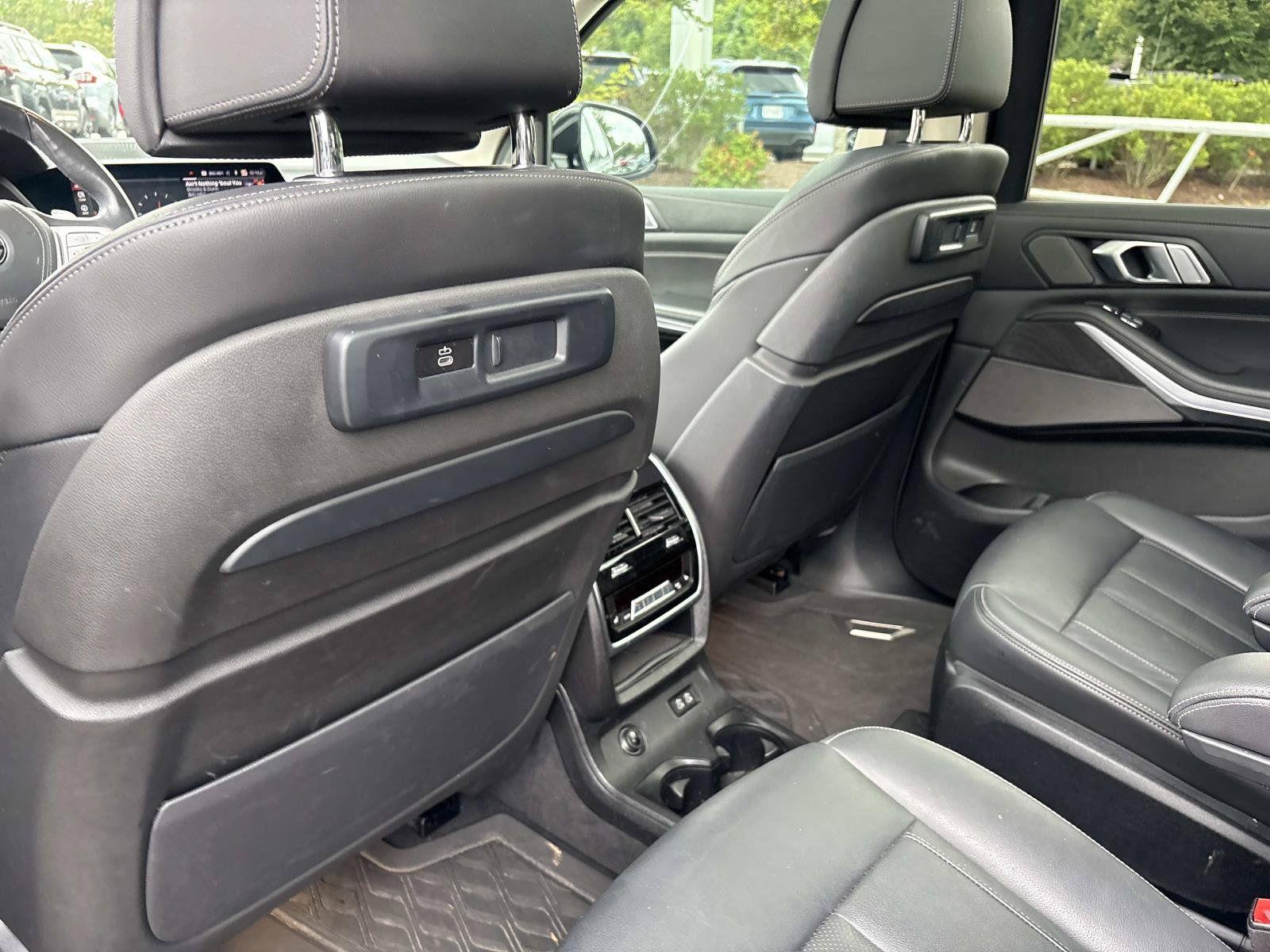 Used 2020 BMW X7 xDrive40i w/ Executive Package AWD/4WD image 32