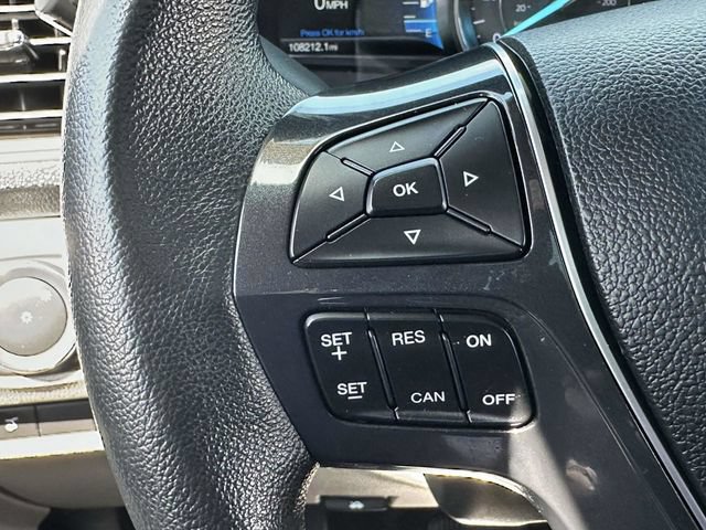Used 2018 Ford Explorer Limited AWD/4WD image 9