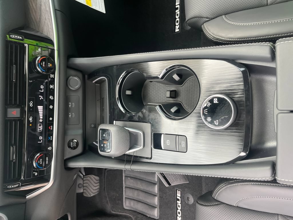 New 2026 Nissan Rogue Platinum w/ Platinum Premium Package AWD/4WD image 28