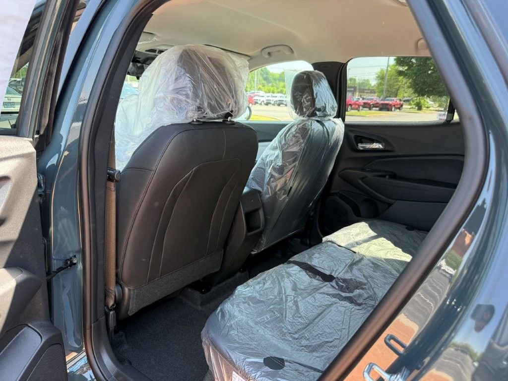 New 2026 Chevrolet Trax LT FWD image 12