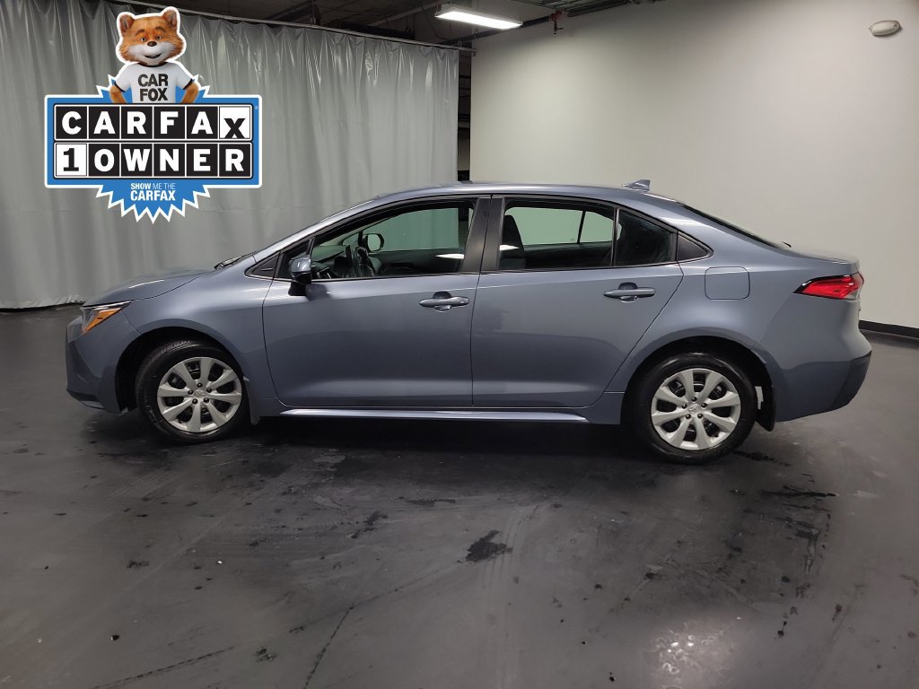 Used 2026 Toyota Corolla LE FWD image 5