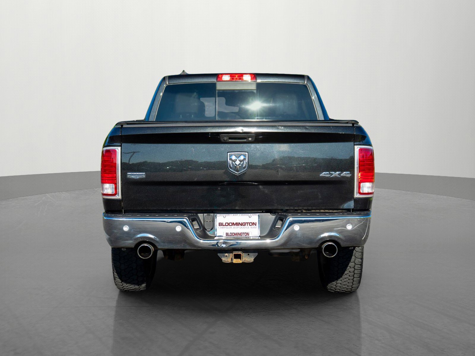 Used 2017 RAM 1500 Laramie w/ Convenience Group AWD/4WD image 6