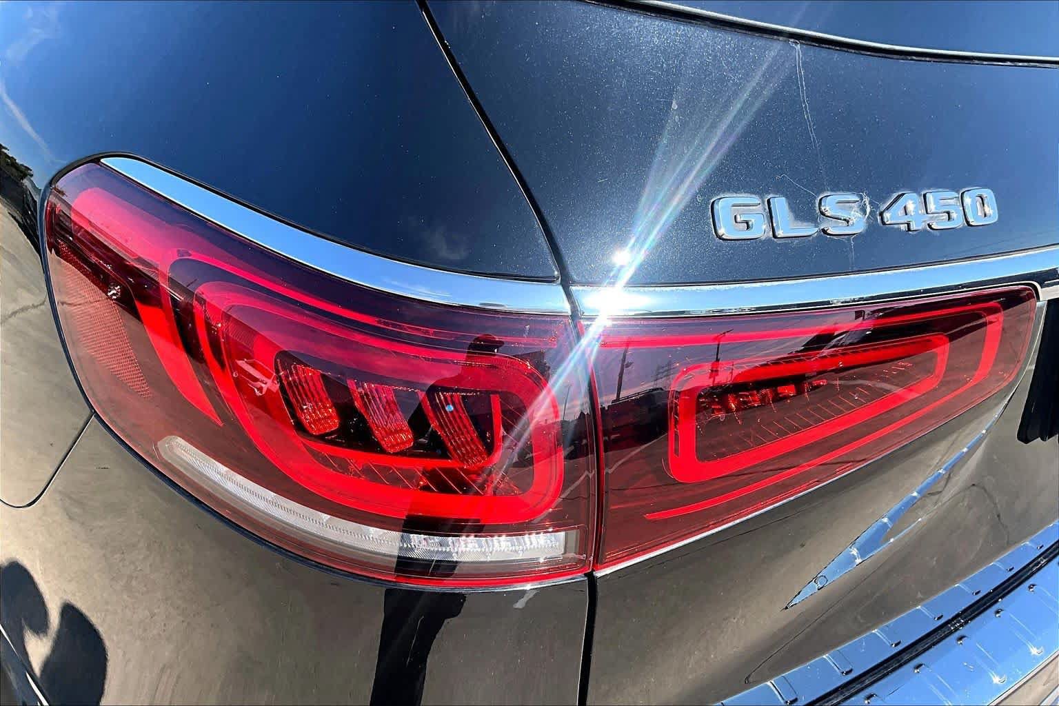 Used 2022 Mercedes-Benz GLS 450 4MATIC image 28