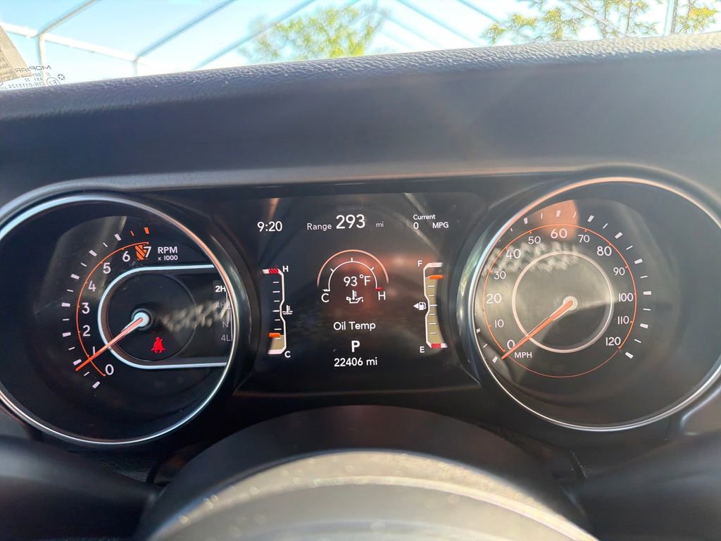 Used 2023 Jeep Gladiator Sport AWD/4WD image 17