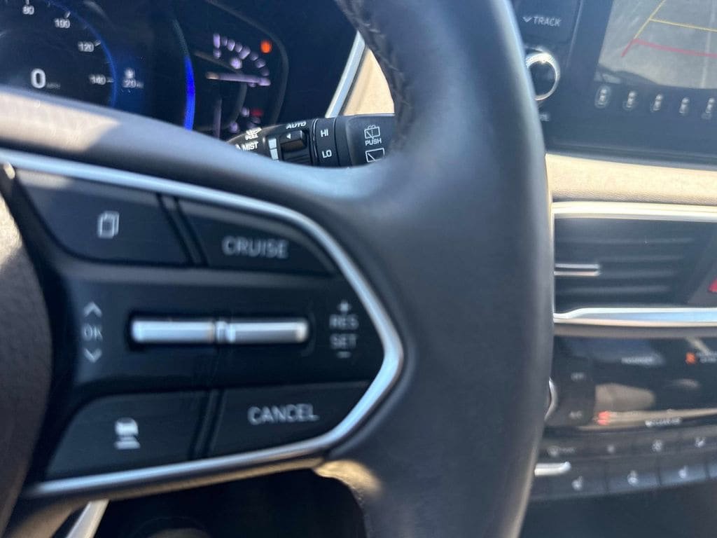 Used 2020 Hyundai Santa Fe Limited AWD/4WD image 30