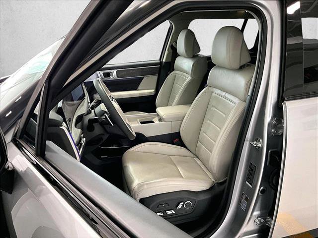Used 2024 Hyundai Santa Fe Calligraphy FWD image 27