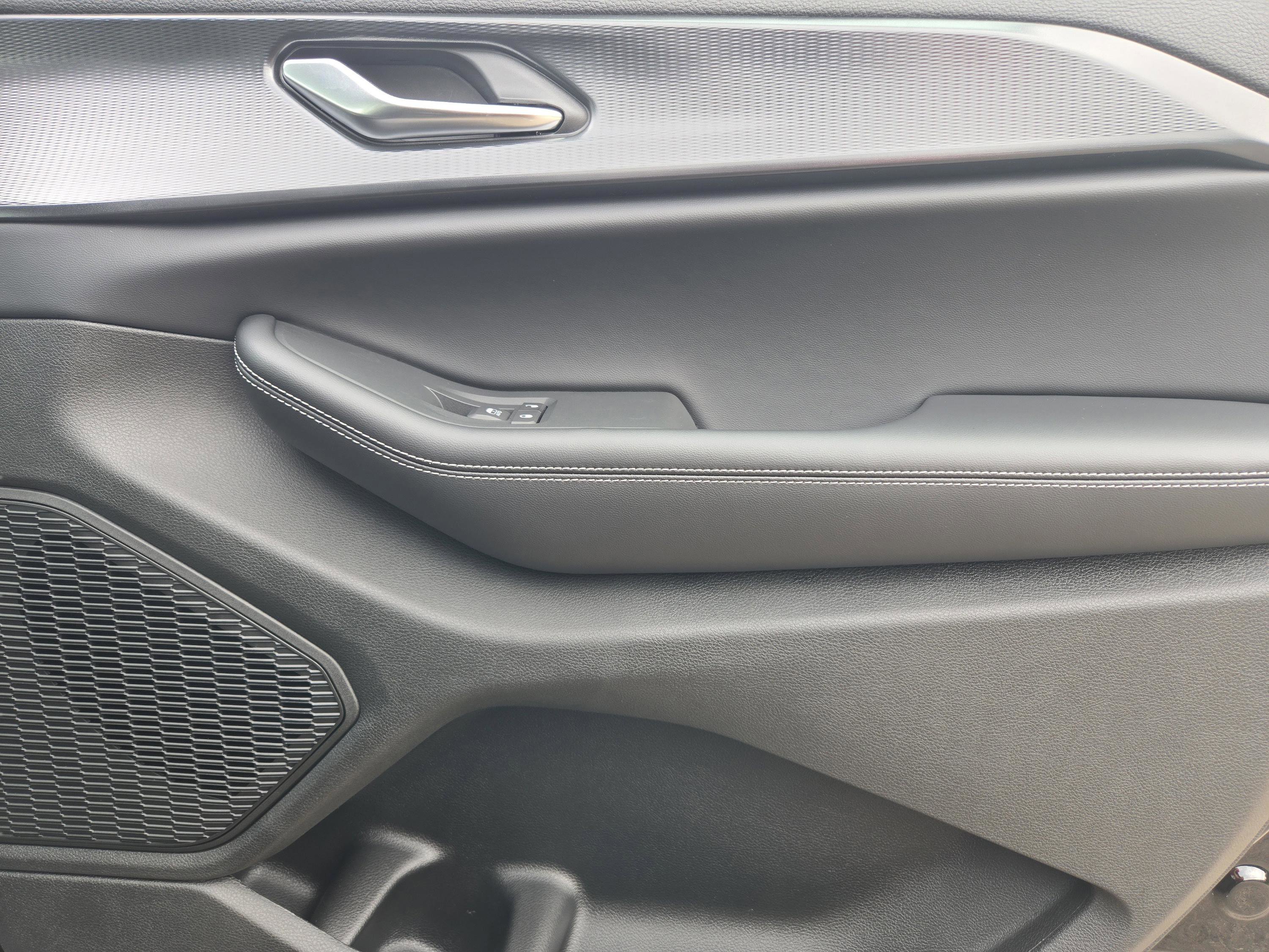 New 2025 Jeep Grand Cherokee L Altitude image 73