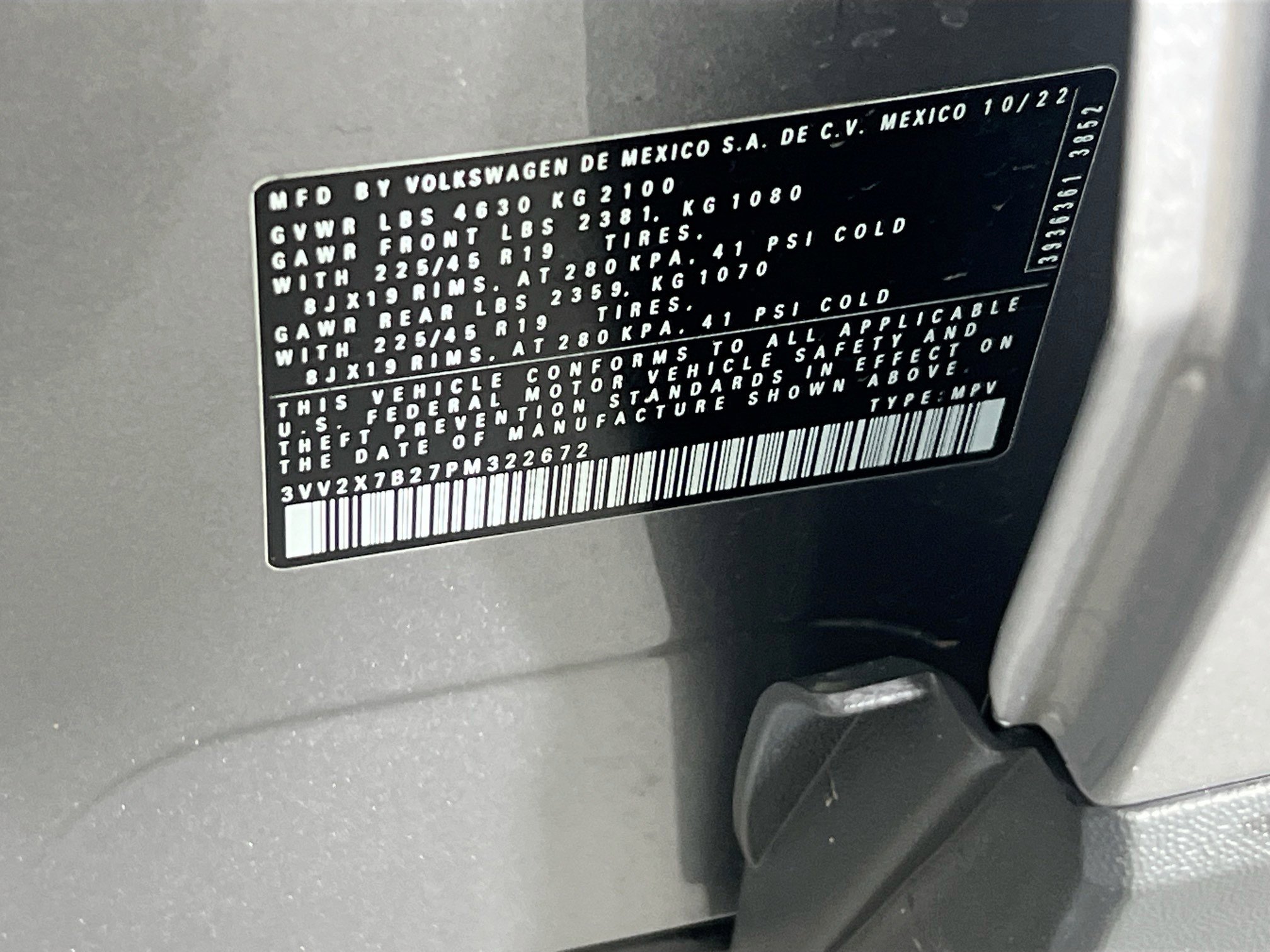 Used 2023 Volkswagen Taos SEL AWD/4WD image 32