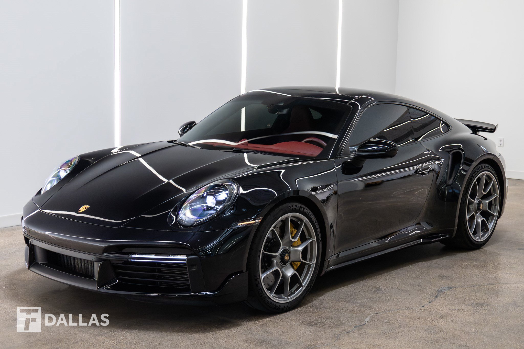 Used 2022 Porsche 911 Turbo S AWD/4WD image 4
