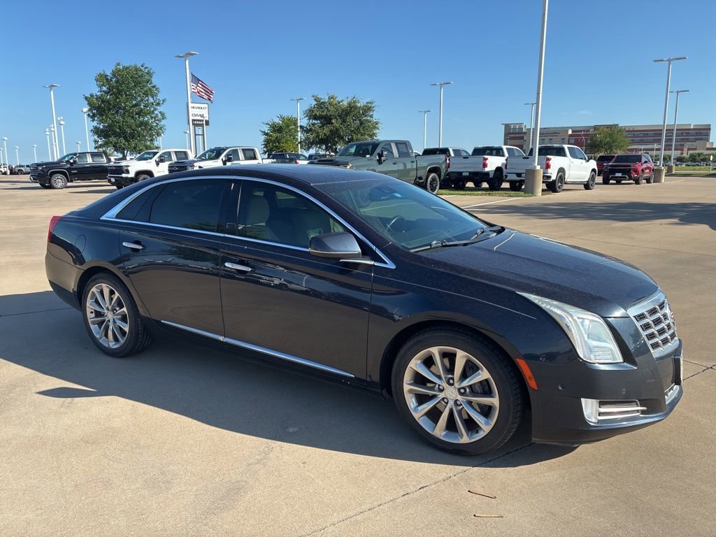 Used 2014 Cadillac XTS Luxury w/ Driver Awareness Package FWD image 5