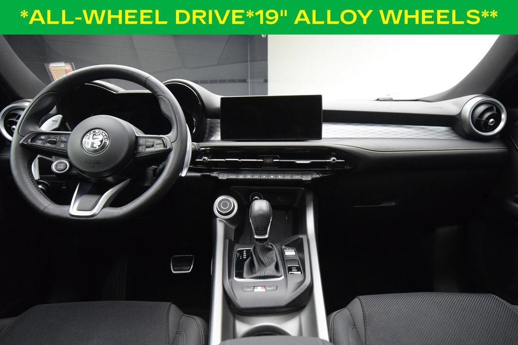 Used 2024 Alfa Romeo Tonale Ti w/ Active Assist Package AWD/4WD image 4