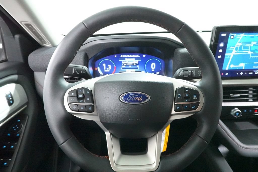 New 2026 Ford Explorer Active w/ Active Comfort Package AWD/4WD image 11