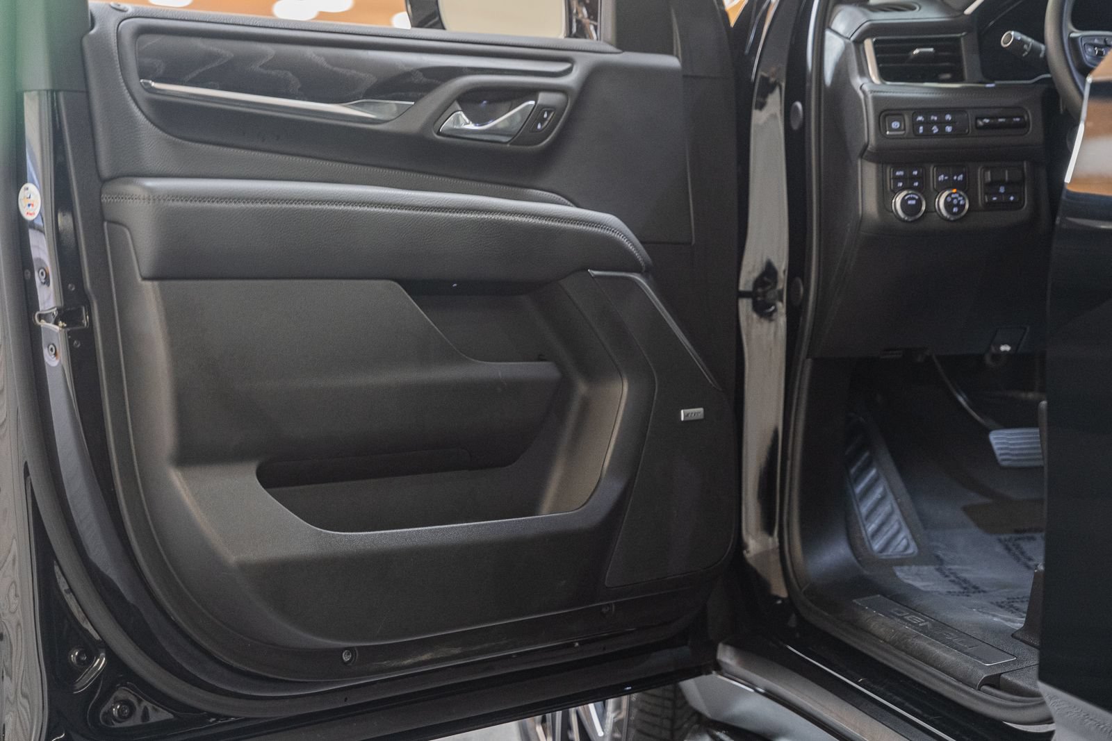 Used 2024 GMC Yukon Denali w/ Max Trailering Package AWD/4WD image 48