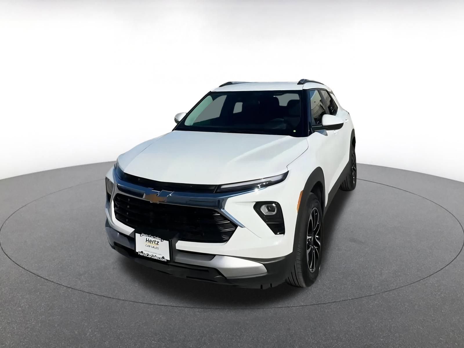 Used 2025 Chevrolet TrailBlazer LT w/ Driver Confidence Package image 7