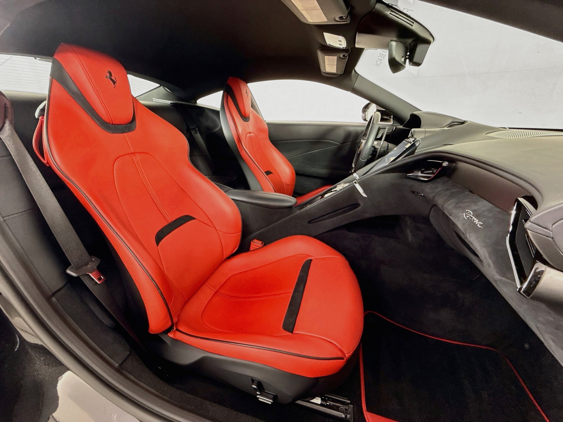Certified 2022 Ferrari Roma RWD image 23