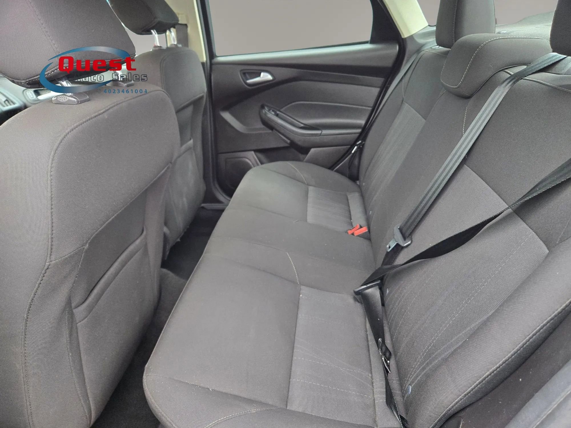 Used 2016 Ford Focus SE FWD image 35