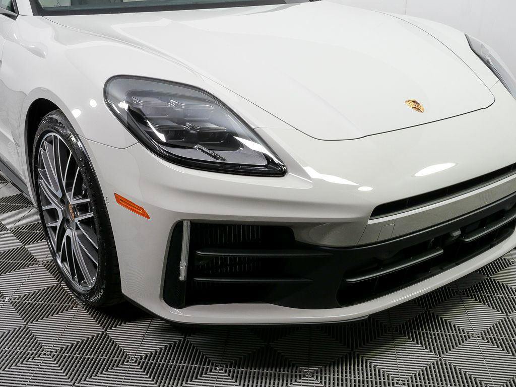 New 2026 Porsche Panamera image 39