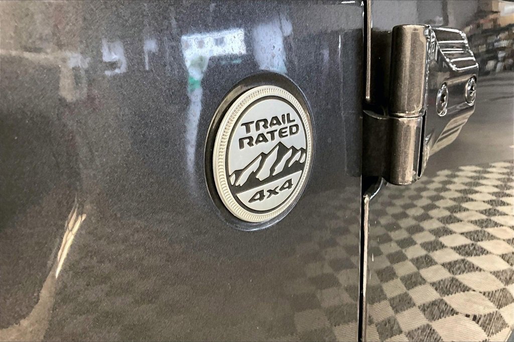 Used 2020 Jeep Gladiator Sport w/ Trailer Tow Package image 7